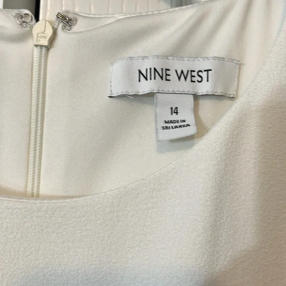 Nine West White Dress with Black Crochet Detail on Sleeves & Hem | Size 14 | NWT - Picture 4 of 15